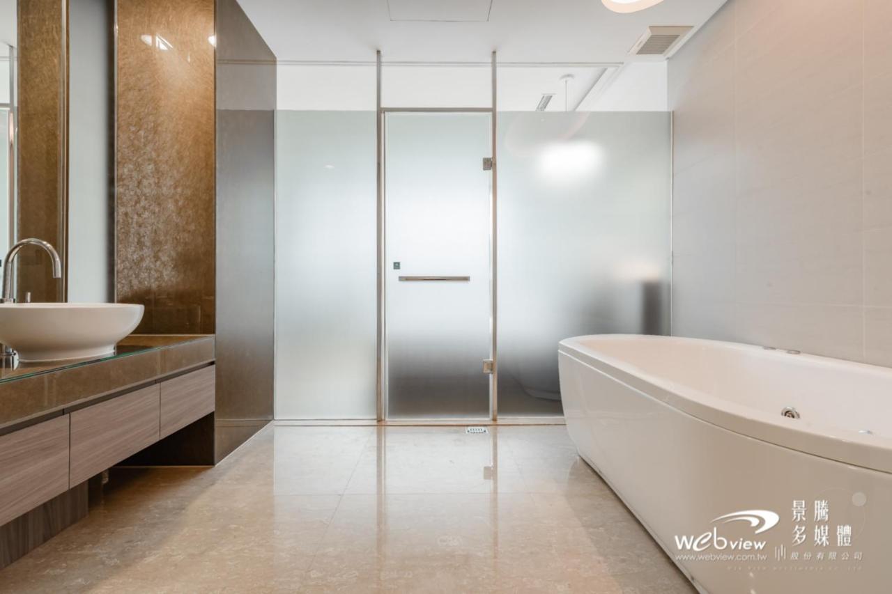 Hotel 玩行旅台北館 à Taipei Extérieur photo