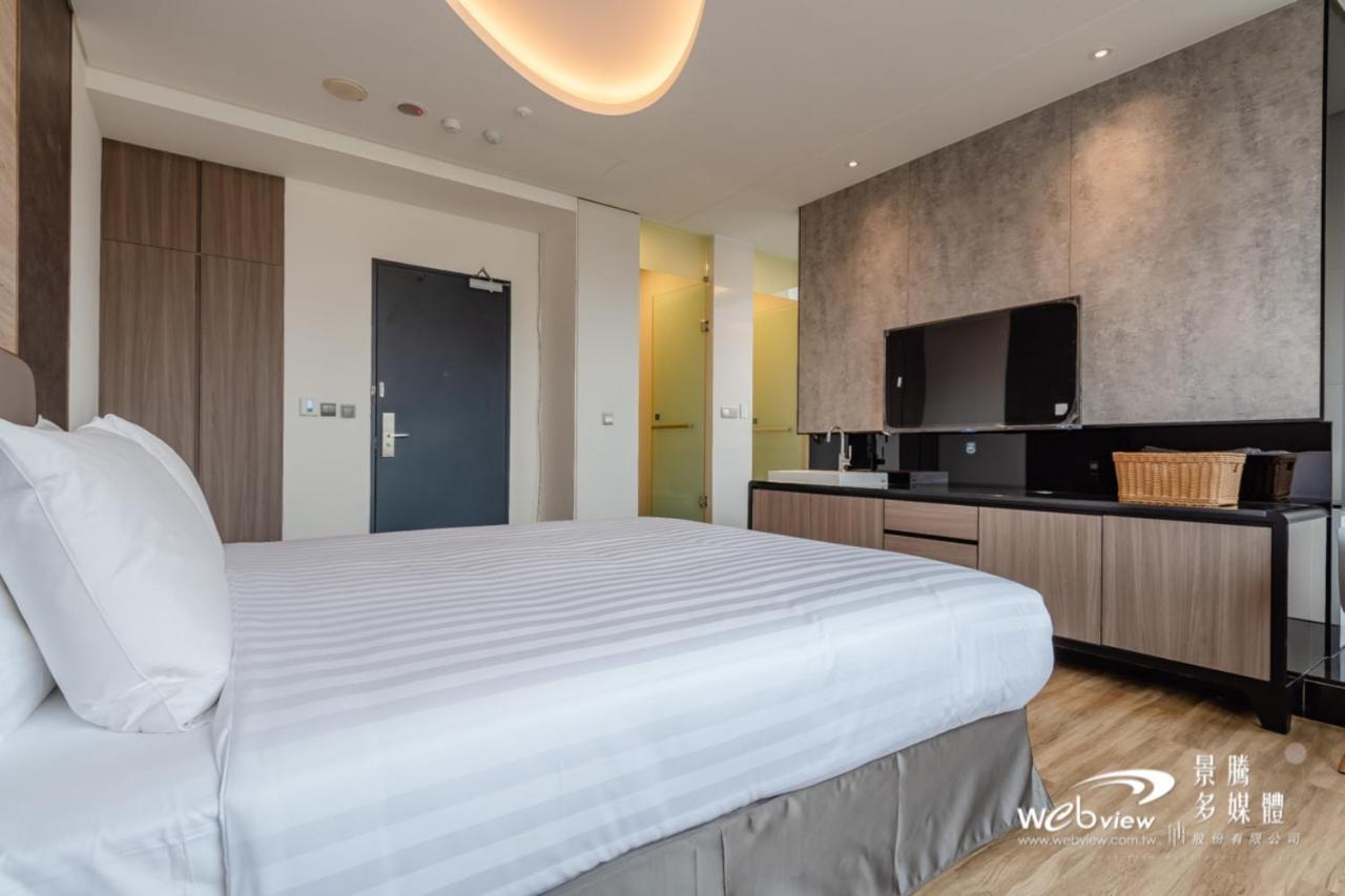 Hotel 玩行旅台北館 à Taipei Extérieur photo