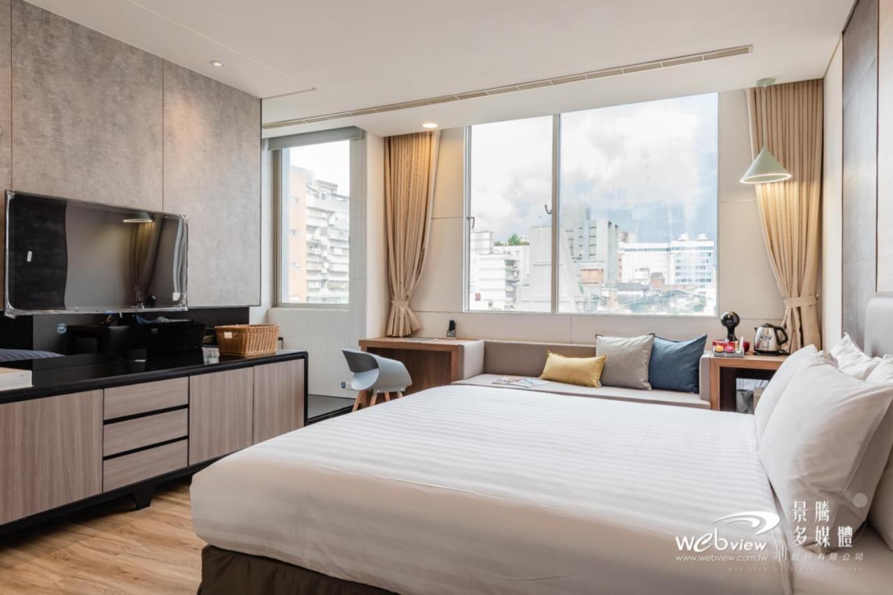 Hotel 玩行旅台北館 à Taipei Extérieur photo