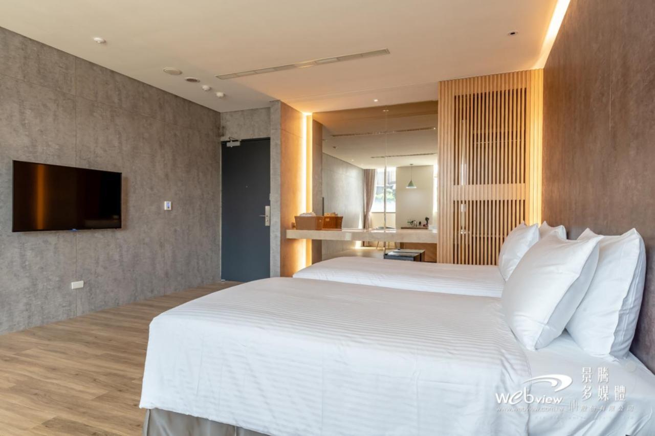 Hotel 玩行旅台北館 à Taipei Extérieur photo