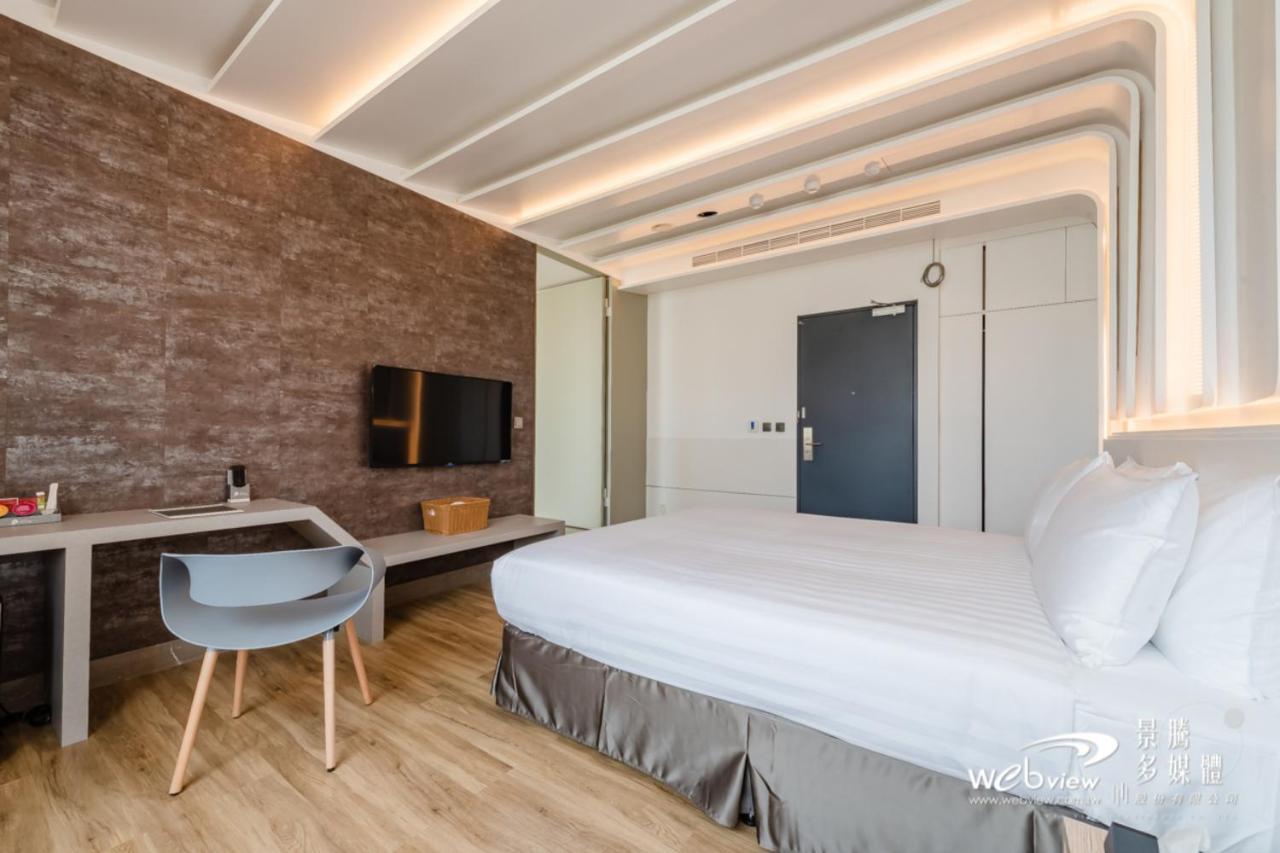 Hotel 玩行旅台北館 à Taipei Extérieur photo
