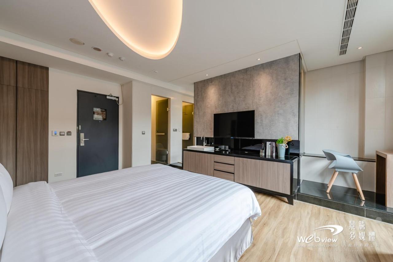Hotel 玩行旅台北館 à Taipei Extérieur photo